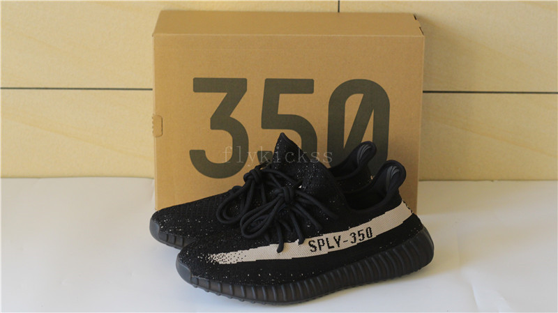 Adidas Yeezy Boost 350 V2 Oreo